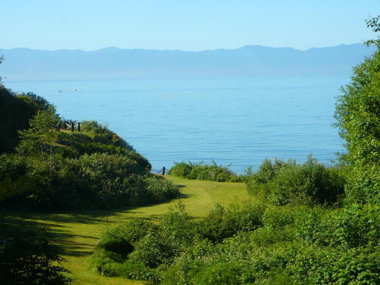 Points West Oceanfront Resort Sooke Exterior foto